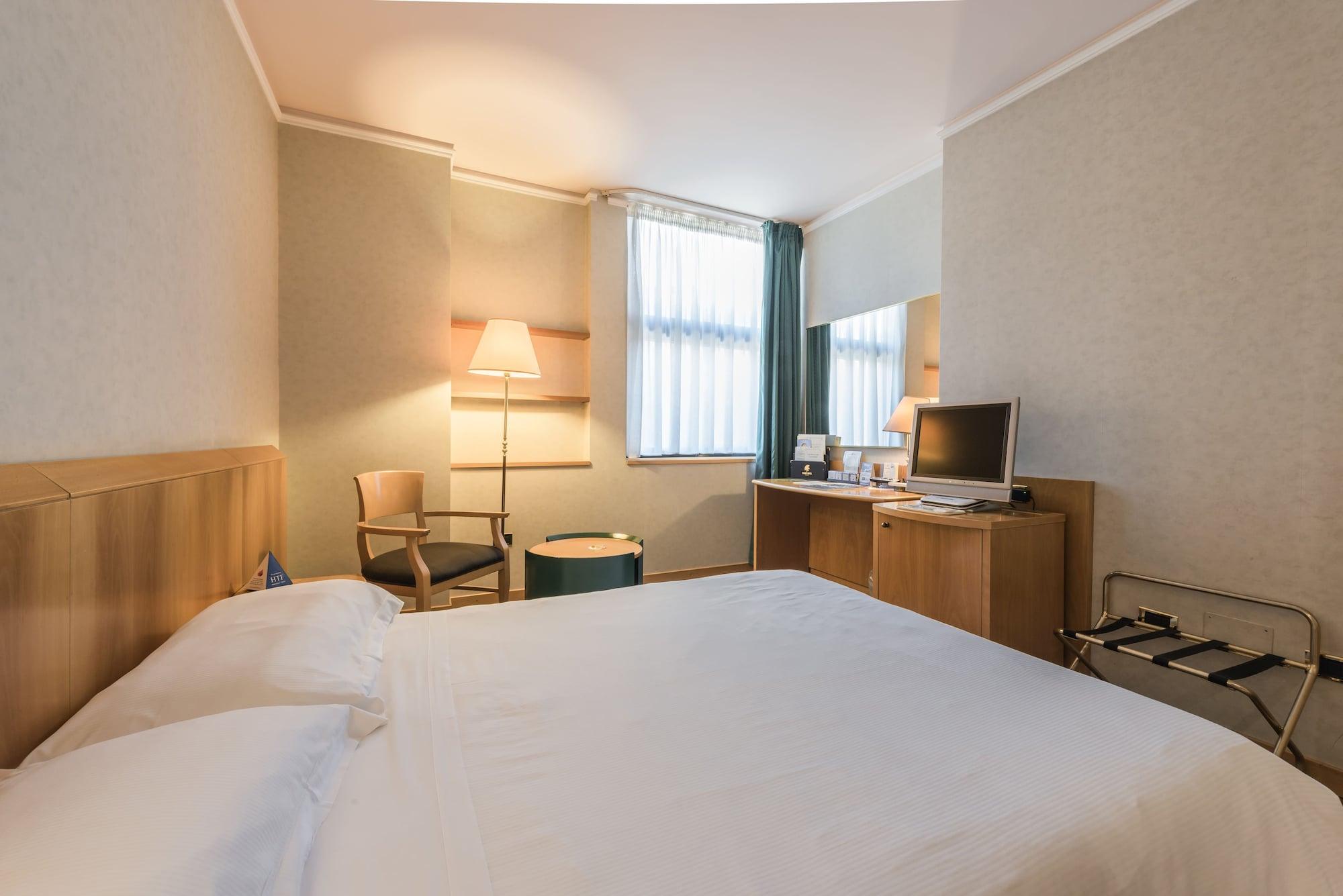 Caesar's 4* Cagliari