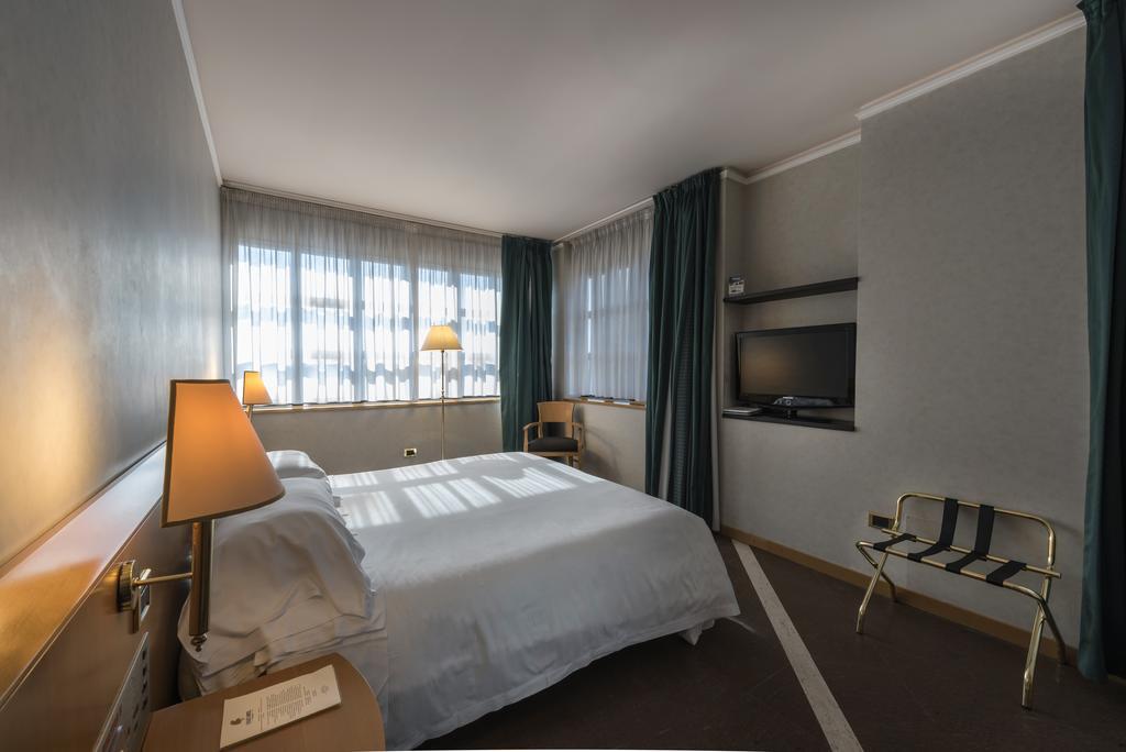Hotel Caesar's